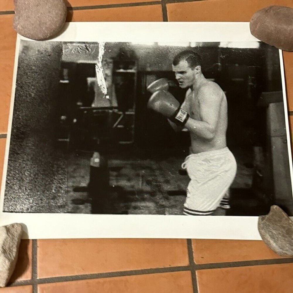 Photograph Silver Gelatin Print Janine Gordon Signed 20x24" B/W Boxing Gleasons - Picture 7 of 10